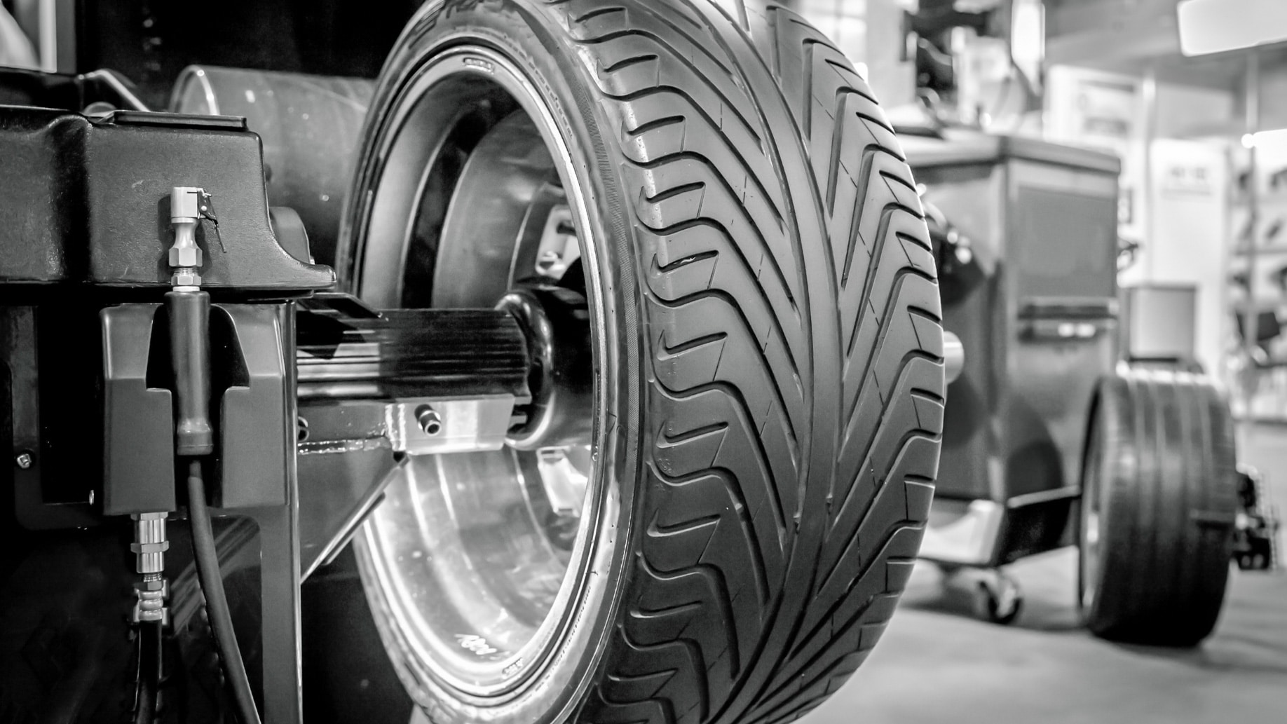 Do TredWear raised white letter tire kits effect tire balance?  